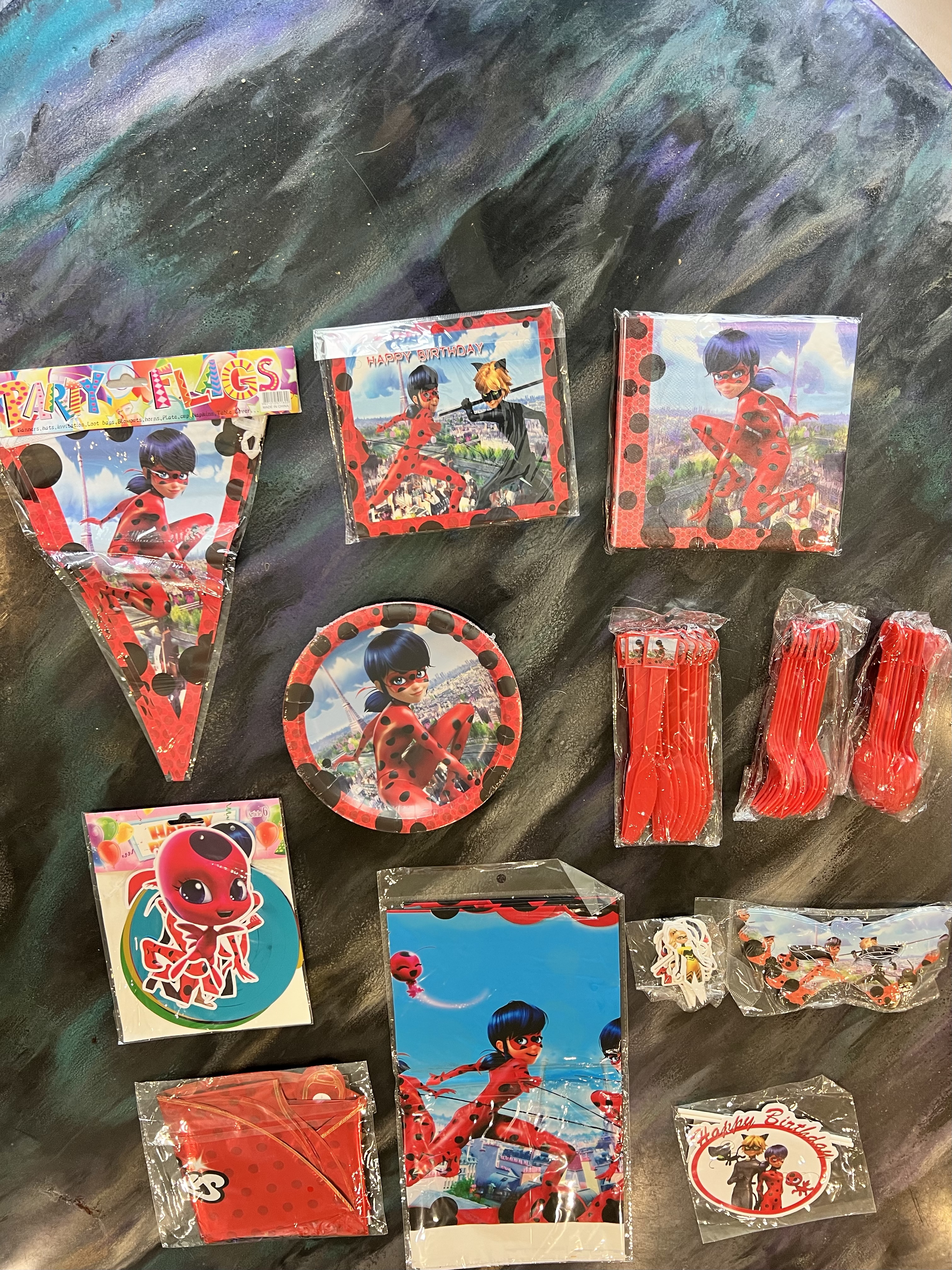 131 Pieces Miraculous Ladybug Birthday Balloons Tablecloth Banner Masks
